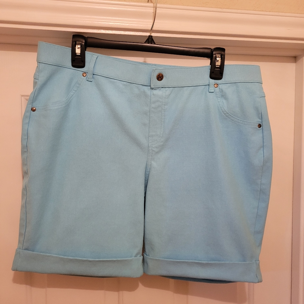 EUC Hue Light Blue Bermuda Shorts